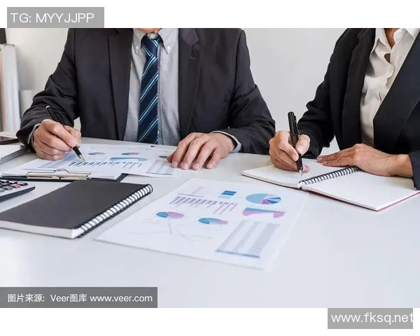 广州篮球队团队协作表现的数据分析与提升策略探讨